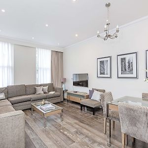 Appartement de Luxe à 3 Chambres à Coucher