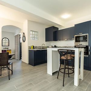 IMMOGROOM - Rénové - Terrasse - Clim - Calme - Carnot