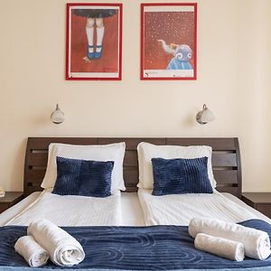 Appartement à 2 Chambres à Coucher