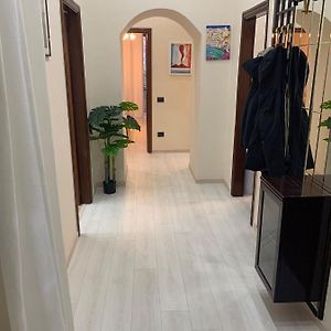 Appartement à 3 Chambres à Coucher