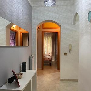 Appartement à 3 Chambres à Coucher