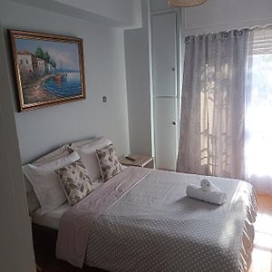 Historic Center Apartment At Thisseio