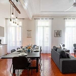 Appartement à 5 Chambres à Coucher