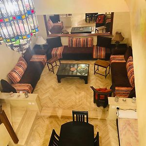 Suite à 3 Chambres à Coucher