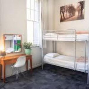 Chambre Juste Pour Femmes Dortoir