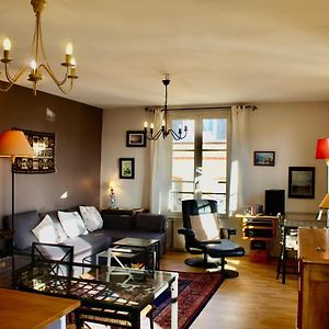 Appartement à 3 Chambres à Coucher