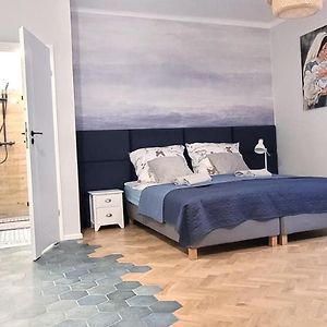 Studio de Luxe