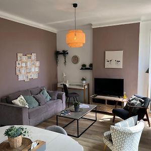 Appartement à 2 Chambres à Coucher