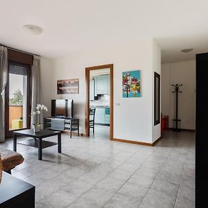 Appartement à 3 Chambres à Coucher
