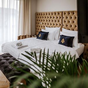 Bresidence Apartments With Free Private Parking