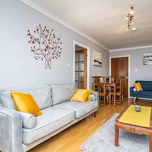 Appartement à 2 Chambres à Coucher