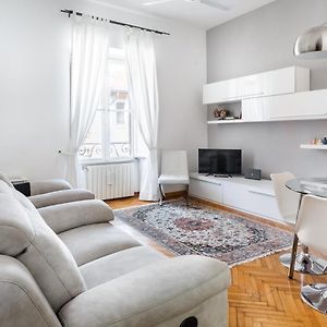 Sunny Flat Near Villa Borghese