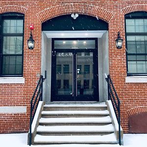 Stay At Luna On Callowhill