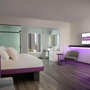 Chambre Accessible aux Personnes à Mobilité Réduite Première Classe