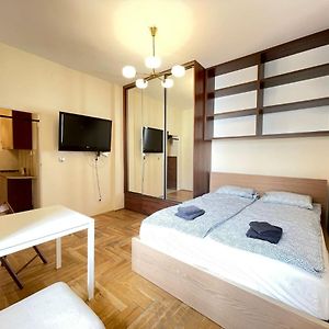 Your Apart Powisle Fabryczna Warszawa