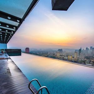 Regalia Skypool Klcc