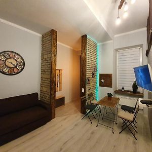 Linden Apartment With Air Condition