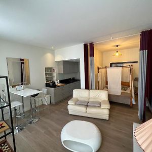 Appartement à 2 Chambres à Coucher