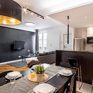 Appartement à 2 Chambres à Coucher