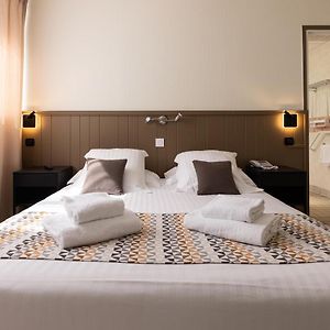 Chambre Double avec Accès aux Personnes Handicapées