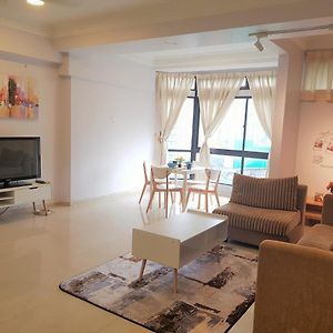 Appartement à 2 Chambres à Coucher