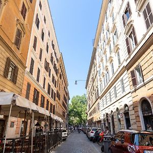 Rome As You Feel - Charming Abode In Trastevere