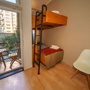 Dlouha Apartment With Balcony
