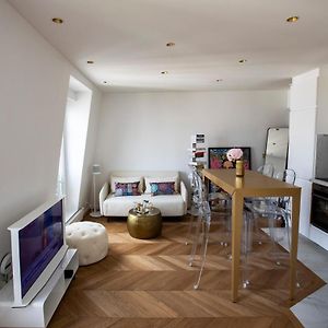 Paris Parc Monceau Hotel Suite Flat