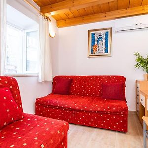Apartment Ribambit
