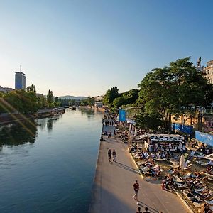 Newly-Renovated, Central City Apartment In The Heart Of Vienna