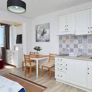 Studio Apartment Tarik