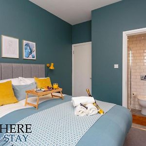 Lovely Apartment Beneath Edinburgh Castle