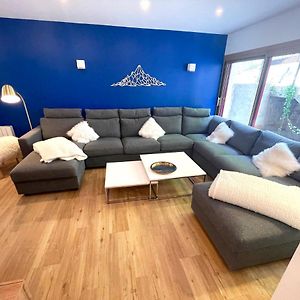 Appartement à 3 Chambres à Coucher