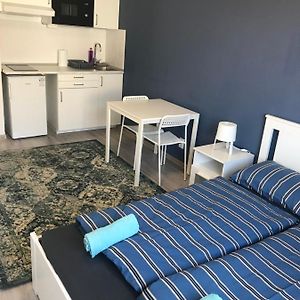 Roland Apartment Westnd