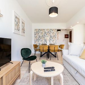 Appartement à 3 Chambres à Coucher