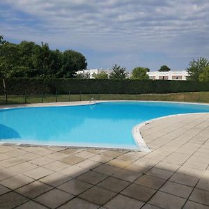 Romantisme et glamour avec spa, piscine et jardin