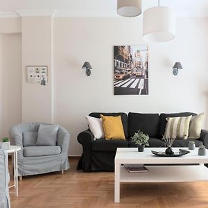 Spacious Central Flat In The Heart Of Athens!