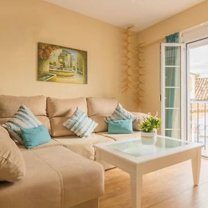 Appartement à 3 Chambres à Coucher