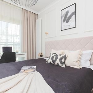 Mennica Residence Central Apartment By Renters Prestige