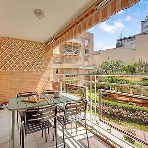 Appartement à 3 Chambres à Coucher