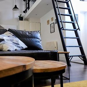 Appartement à 3 Chambres à Coucher