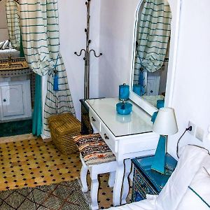 Suite à 2 Chambres à Coucher