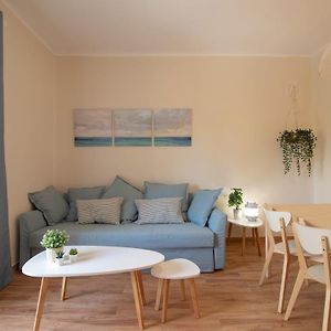 C102 - Huge And Stylish 5 Bedroom By The Center