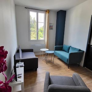 Appartement à 2 Chambres à Coucher