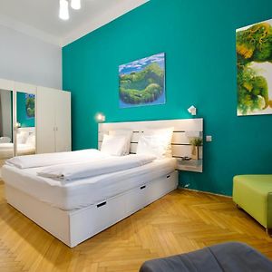 Appartement à 3 Chambres à Coucher