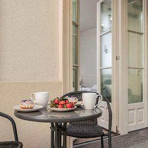 Atrium - Old Town Luxury Apartments - By Upstairs