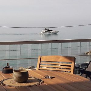 Splendide studio front de mer