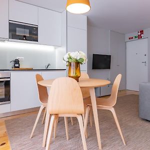 Appartement à 2 Chambres à Coucher