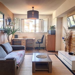 Appartement à 2 Chambres à Coucher