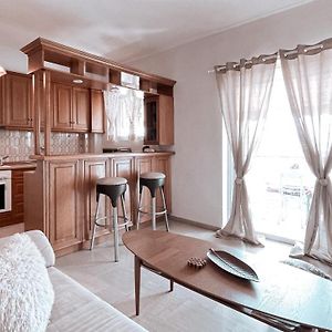 Ivy Apartment In The Heart Of The City